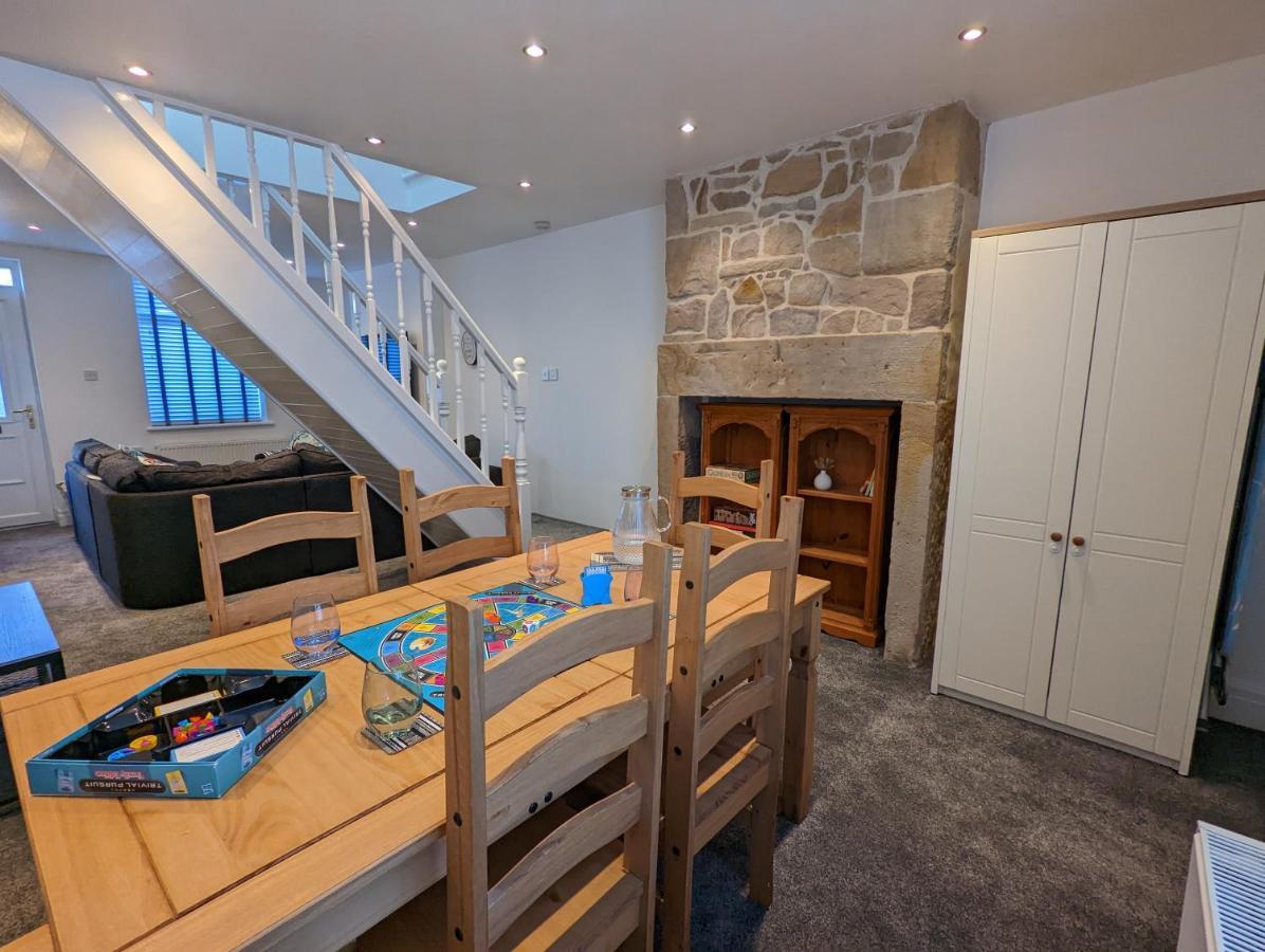 3 Bed - South Facing Patio - 4-5 Beds * Lancaster