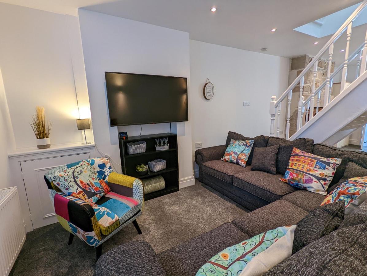 3 Bed - South Facing Patio - 4-5 Beds * Lancaster