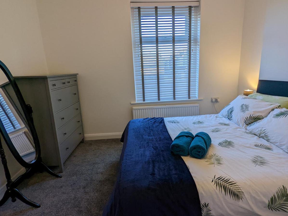 3 Bed - South Facing Patio - 4-5 Beds *